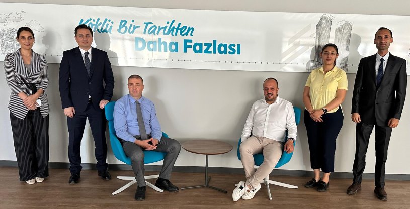 AKÜLKÜ, ZİRAAT VE HALK BANKASI ALANYA ŞUBELERİNİ ZİYARET ETTİ