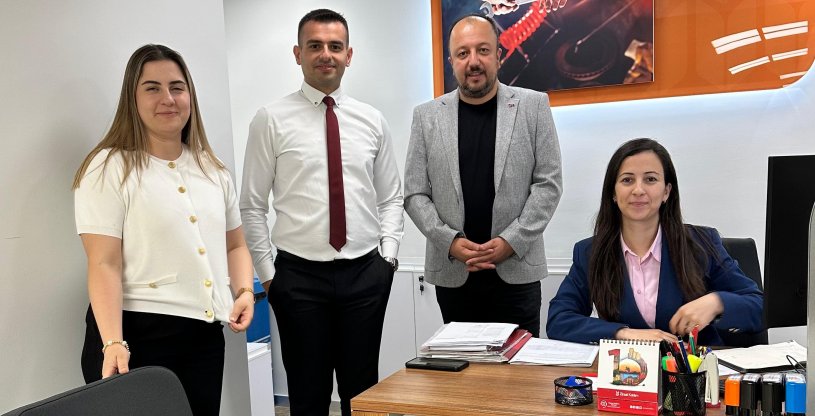 AKÜLKÜ, ZİRAAT KATILIMIN 10. YAŞINI ANTALYA'DA KUTLADI, HALKBANK ŞUBELERİNİ ZİYARET ETTİ