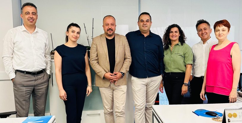 AKÜLKÜ, ZİRAAT BANKASI ANTALYA SANAYİ SİTESİ ŞUBESİNİ ZİYARET ETTİ 