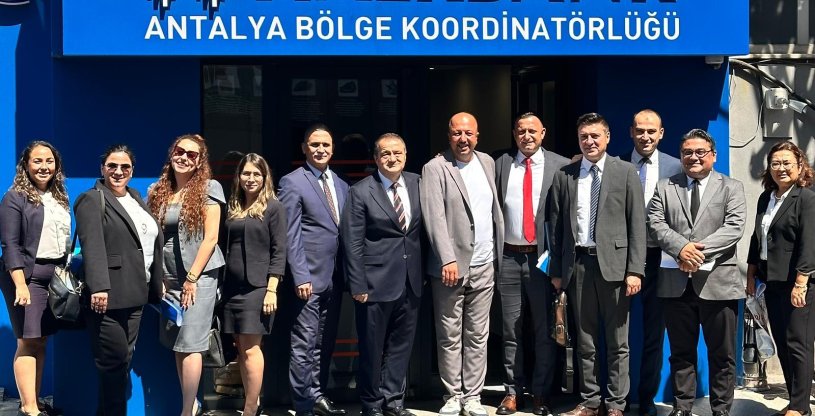 AKÜLKÜ, HALKBANK PERFORMANS TOPLANTISINA KATILAN ŞUBELERİN YÖNETİCİ VE ÜYELERİMİZİ ZİYARET ETTİ (2)