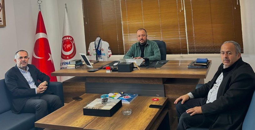 AK PARTİ KONYAALTI İLÇE BAŞKANI GÜNAL, ANTALYA BÖLGE BAŞKANIMIZ AKÜLKÜ'YÜ ZİYARET ETTİ