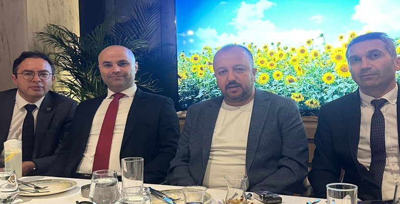 AKÜLKÜ, HALKBANK ANTALYA BÖLGE BAŞKANI GEZENERLER'İN İFTARINA KATILDI