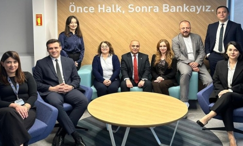 AKÜLKÜ, ZİRAAT VE HALK BANKASI KEMER ŞUBELERİNİ ZİYARET ETTİ