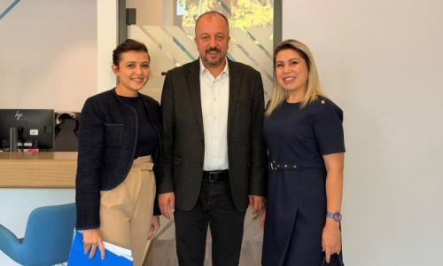 AKÜLKÜ, HALKBANK İLE ZİRAAT KATILIM ANTALYA ŞUBELERİNİ VE HALKBANK BÖLÜM MÜDÜRÜ YÖRÜK'Ü ZİYARET ETTİ